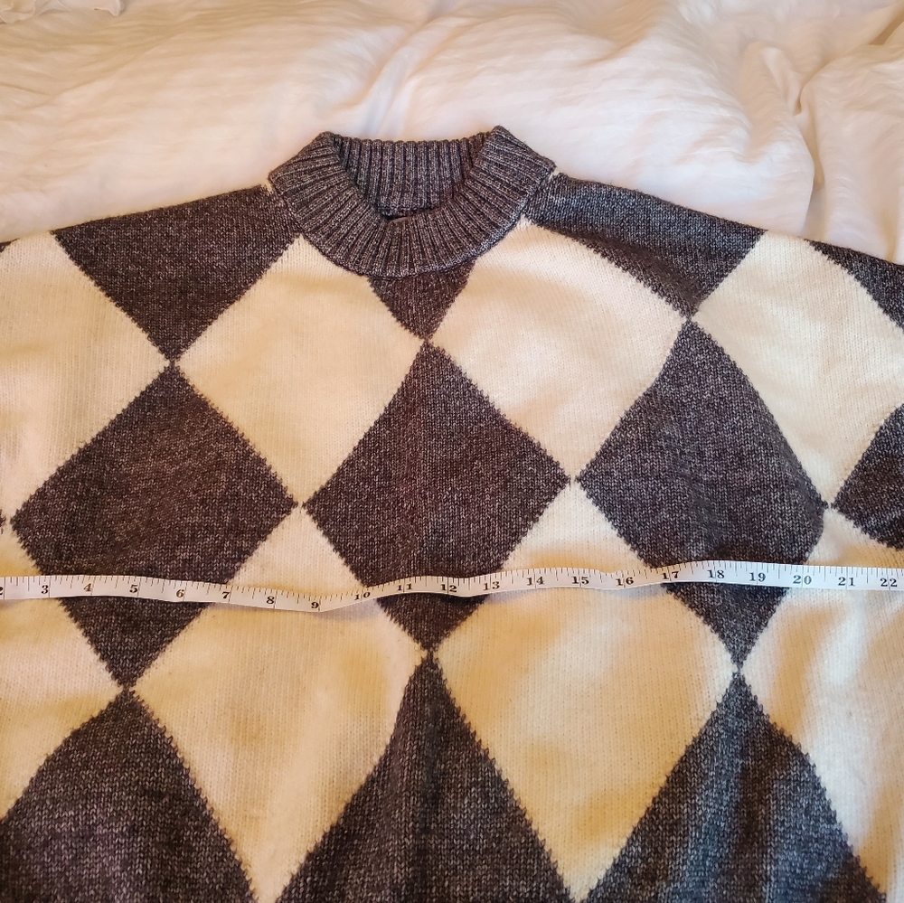 PRINGLE SWEATER - Picture 6 of 7